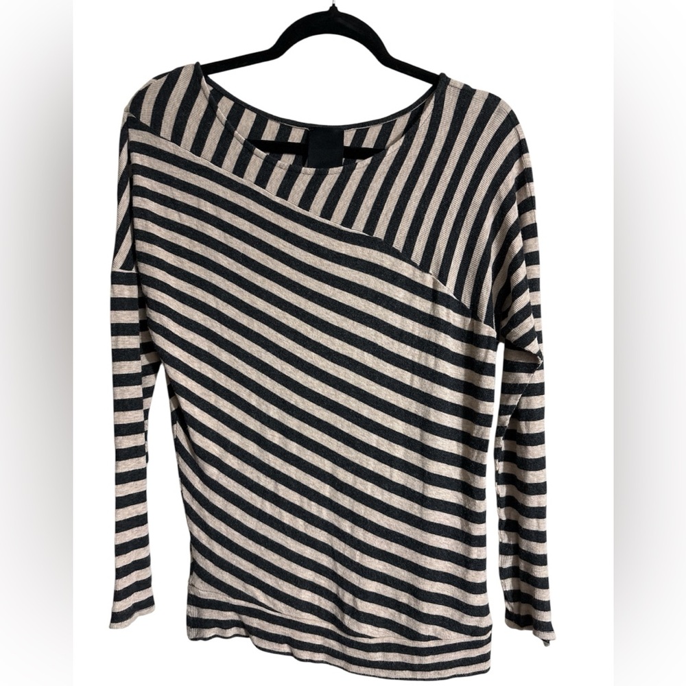 🌴 Heather By Bordeaux Black and Tan Striped Top